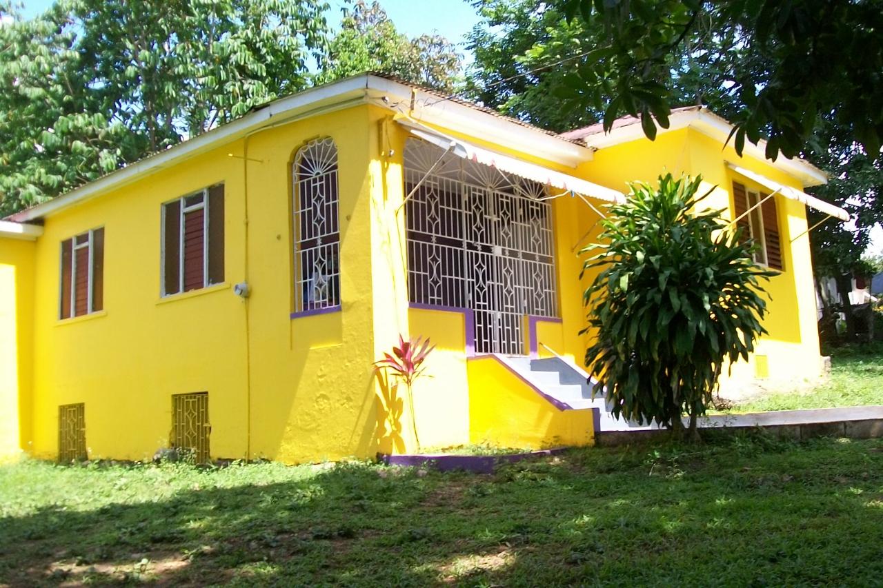 House for Sale   Linstead