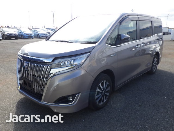 Toyota Esquire 1,8L 2017