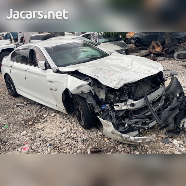 BMW 5-Series 2,0L 2012