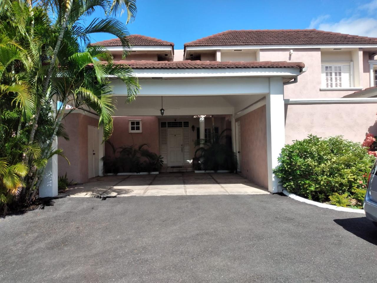 Townhouse for Sale   Kingston 6