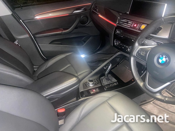 BMW X1 1,5L 2021