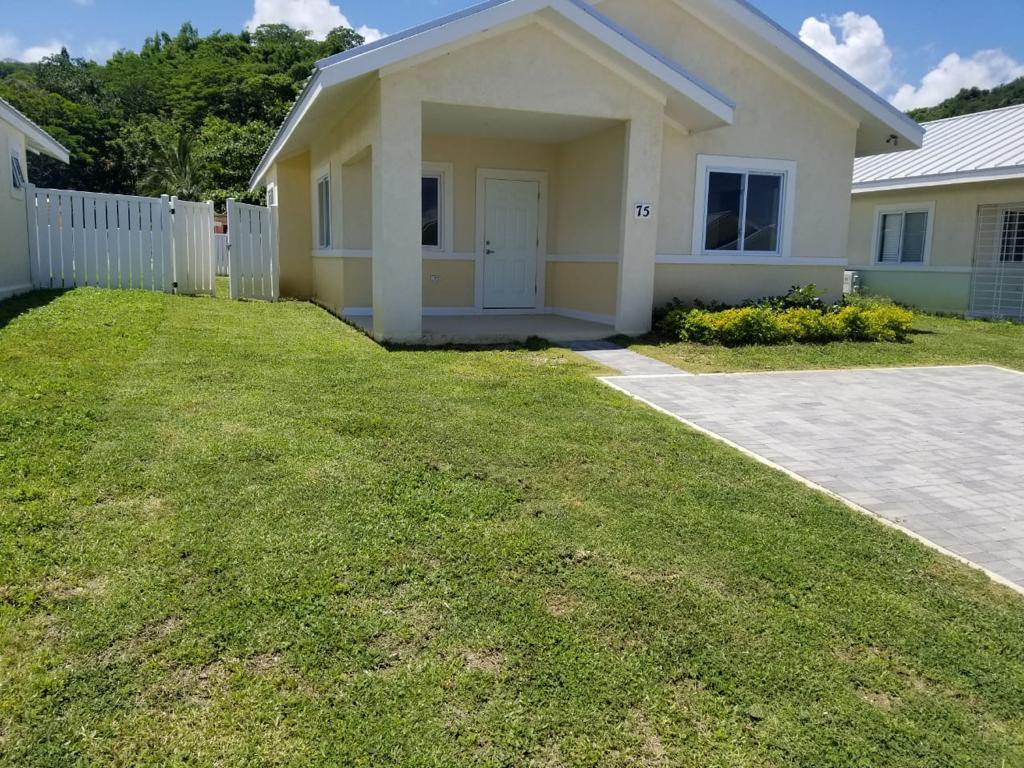 House for Rent   Lucea