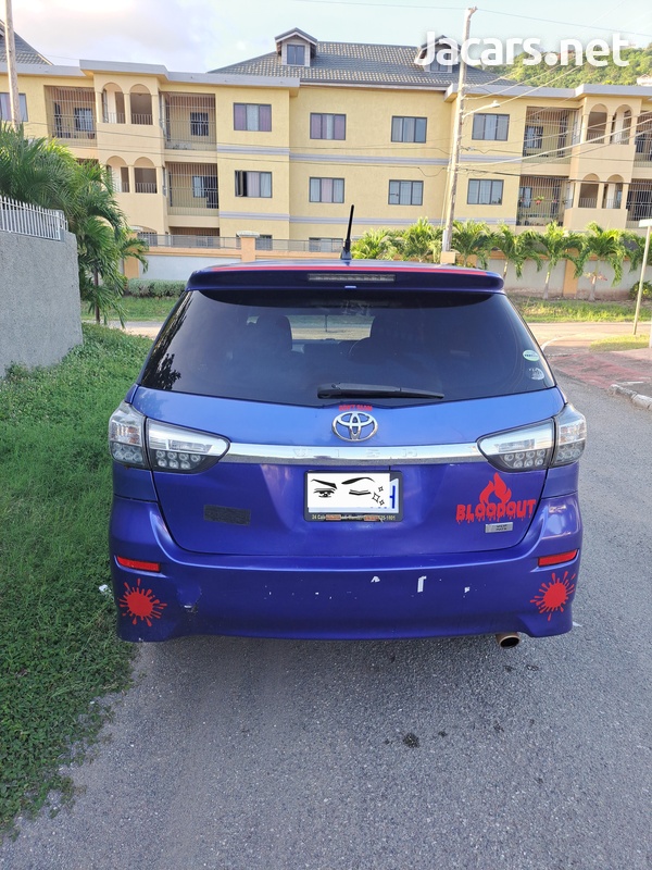 Toyota Wish 1,8L 2012