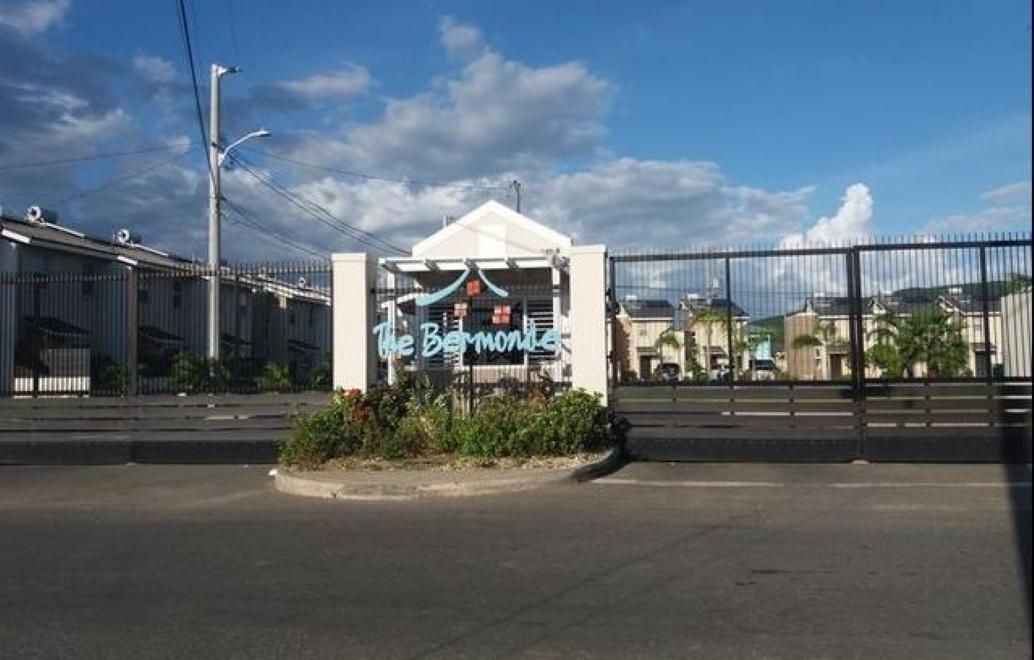 Townhouse for Rent   Greater Portmore