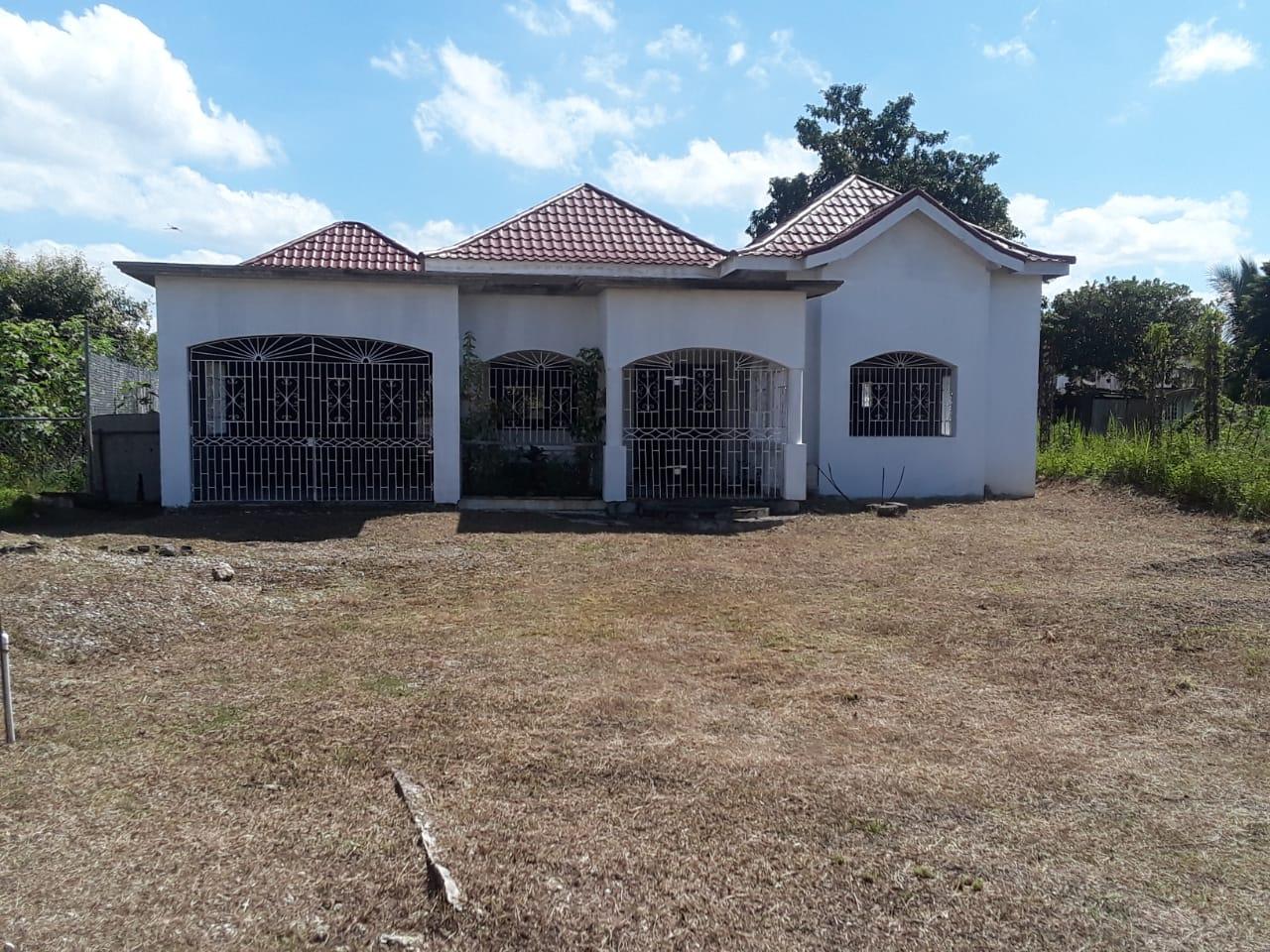 House for Sale   Savanna-La-Mar