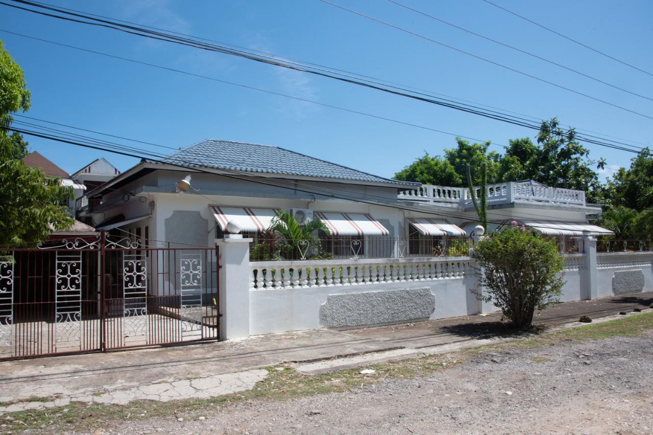 House for Sale   Lucea