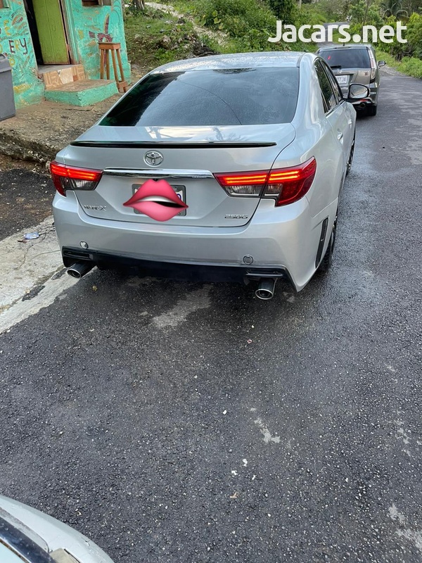 Toyota Mark X 2,5L 2013