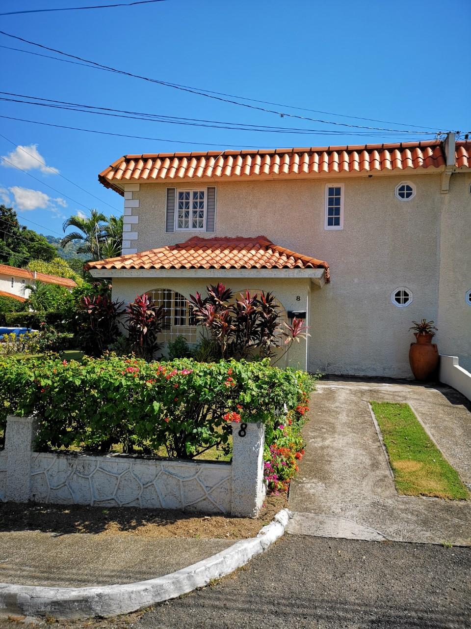 Townhouse for Rent   Kingston 6