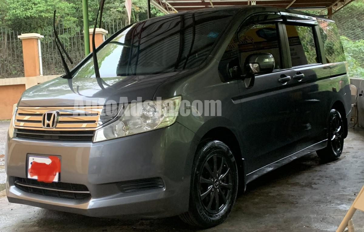2011 Honda Stepwagon
