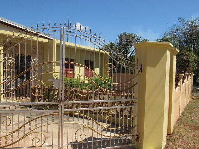 House for Sale   Spanish Town