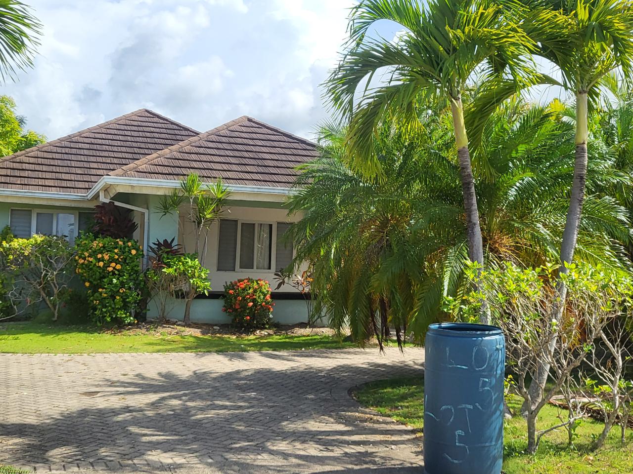 House for Rent   Laughlands