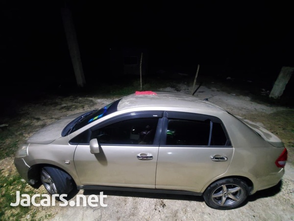 Nissan Tiida 1,5L 2010