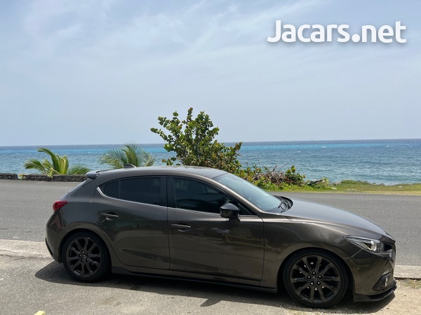 Mazda Axela 2,0L 2014