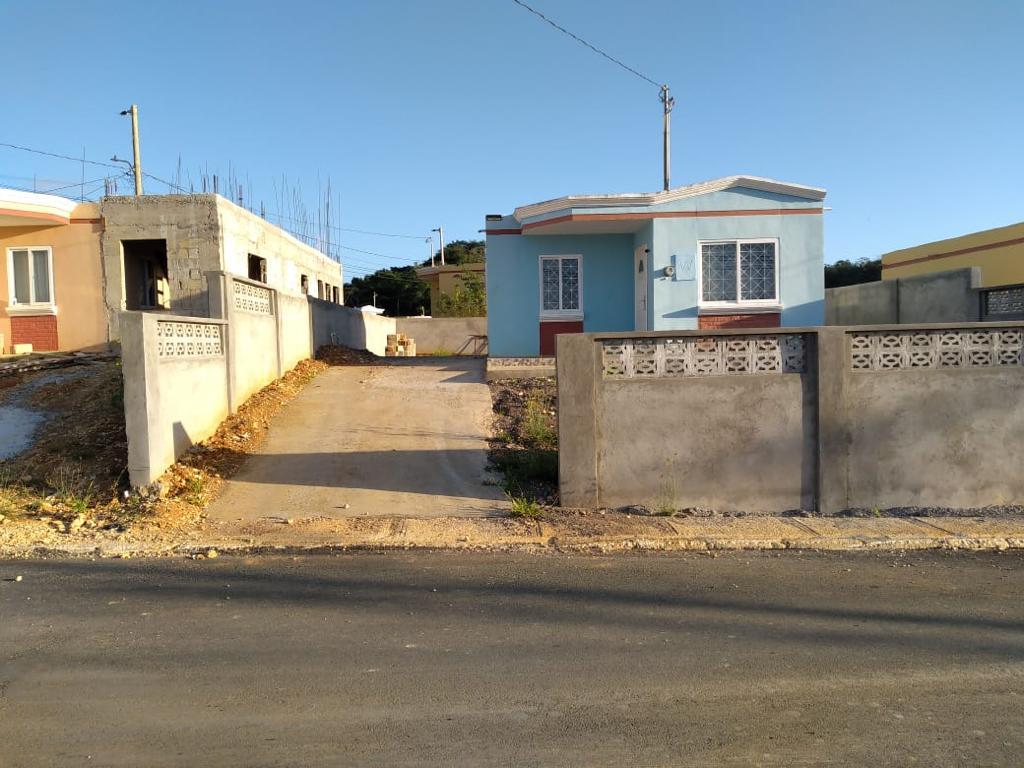 House for Sale   Green Island