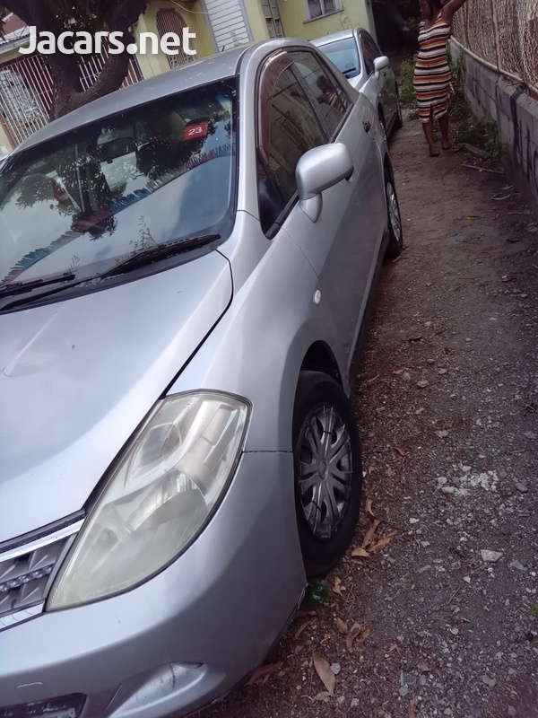 Nissan Tiida 1,5L 2009