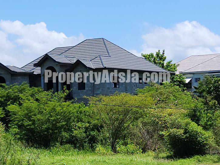 House For Sale in Twin Palms Estate, Clarendon, Jamaica