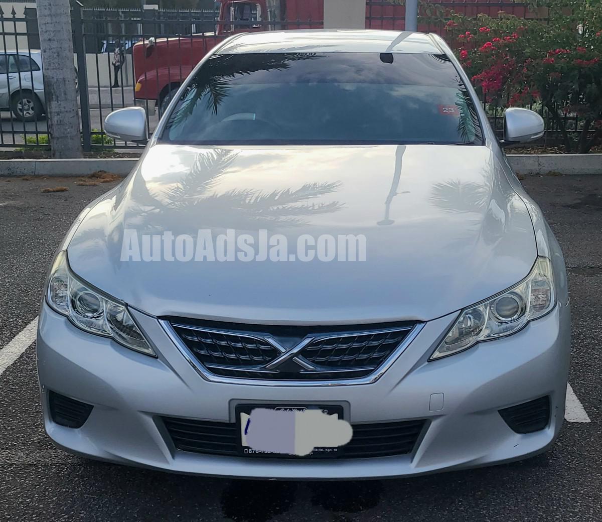 2010 Toyota Mark x