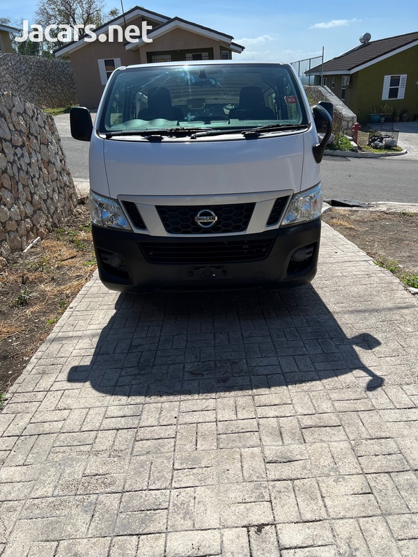 Nissan Caravan 3,5L 2012