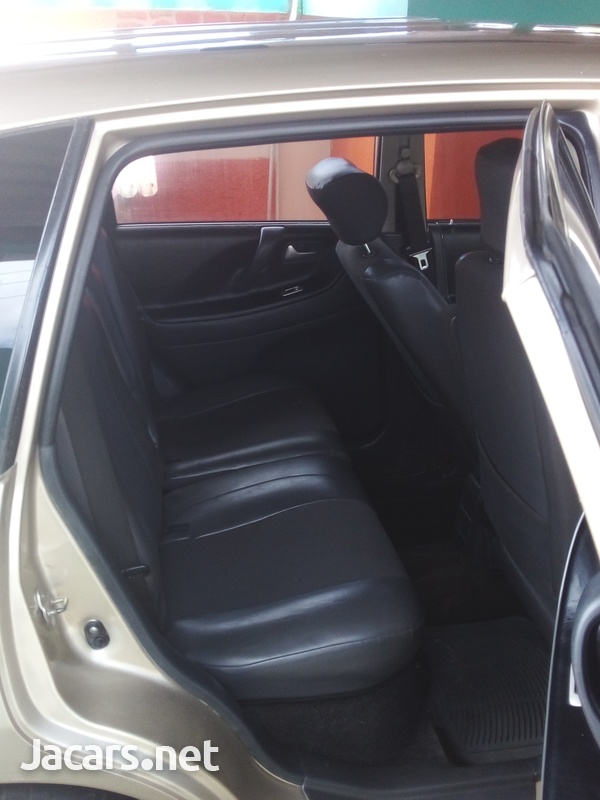 Suzuki Aerio or Liana 1,5L 2007