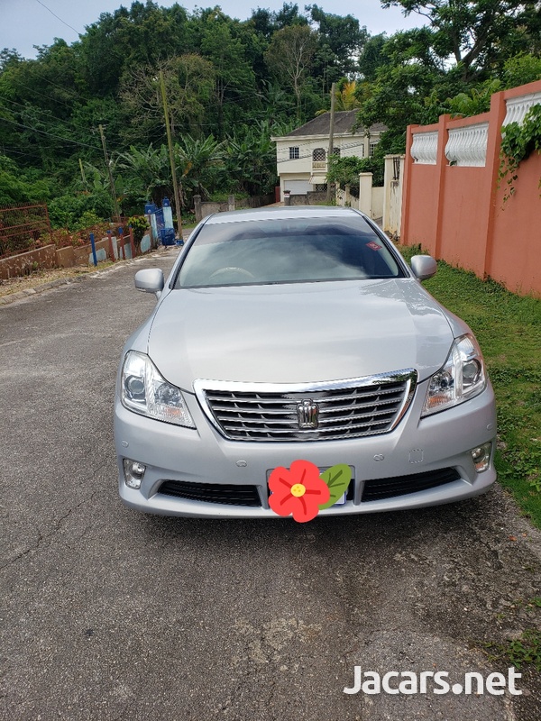 Toyota Crown 3,0L 2010