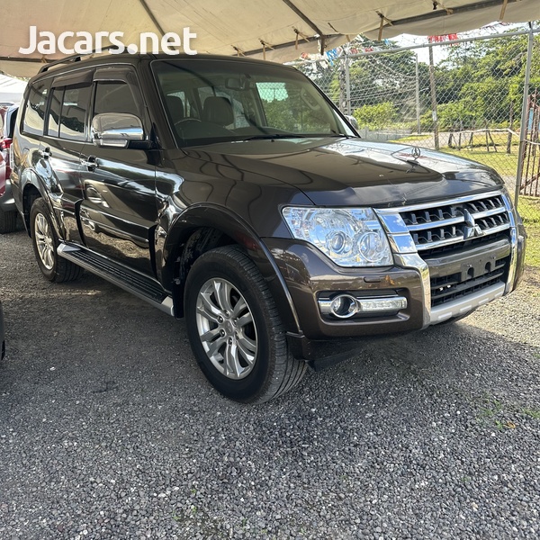Mitsubishi Pajero 3,0L 2018