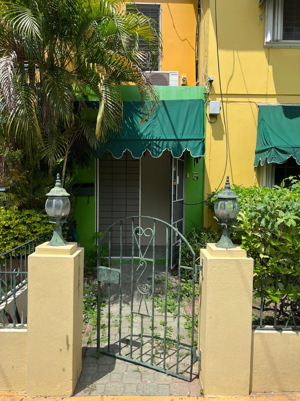 Townhouse for Sale   Kingston 8