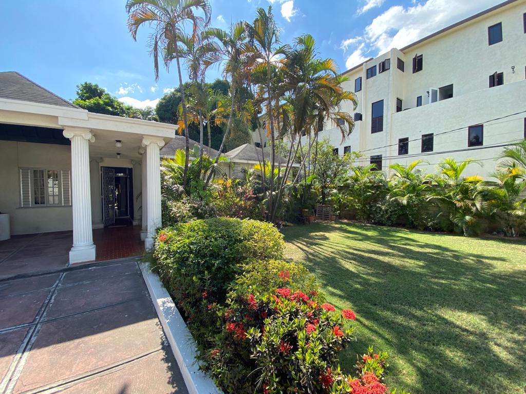 Townhouse for Rent   Kingston 6