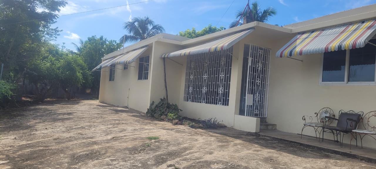 House for Sale   Spanish Town