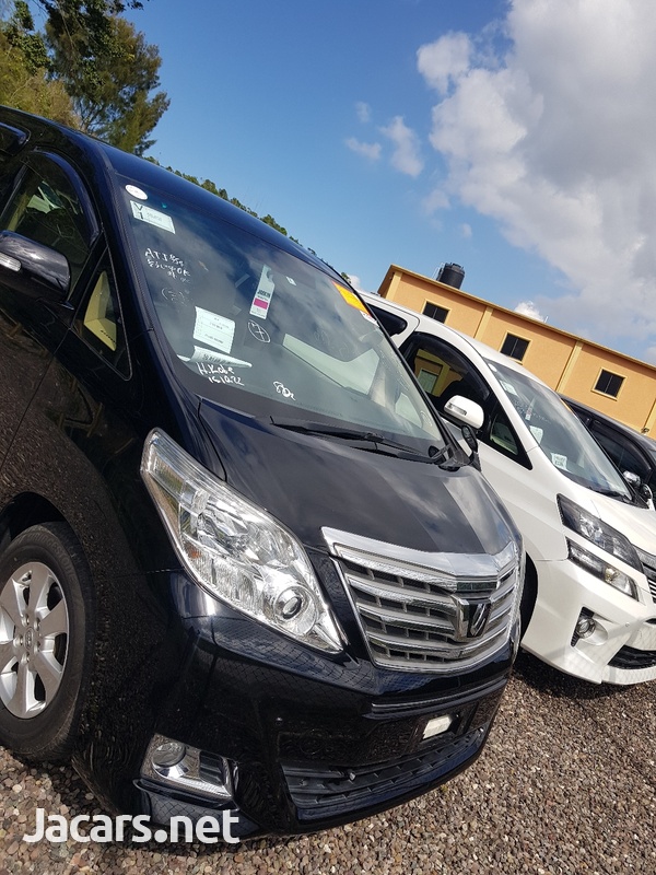 Toyota Alphard 2,4L 2014