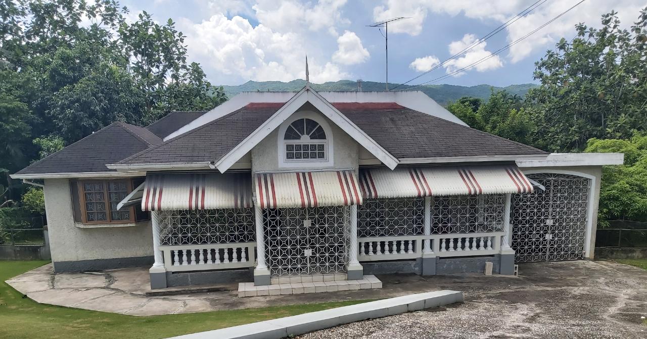 House for Sale   Montego Bay