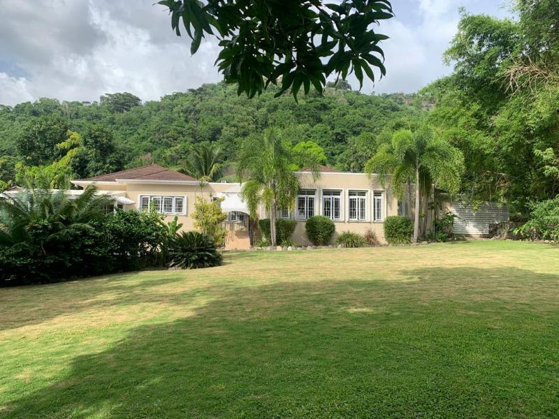 House for Rent   Kingston 6