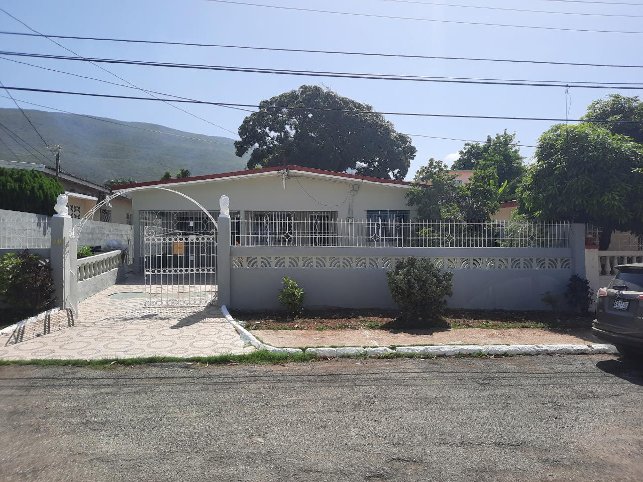 House for Sale   Kingston 2