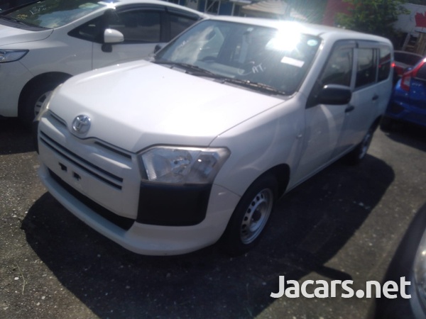 Toyota Probox 1,5L 2016
