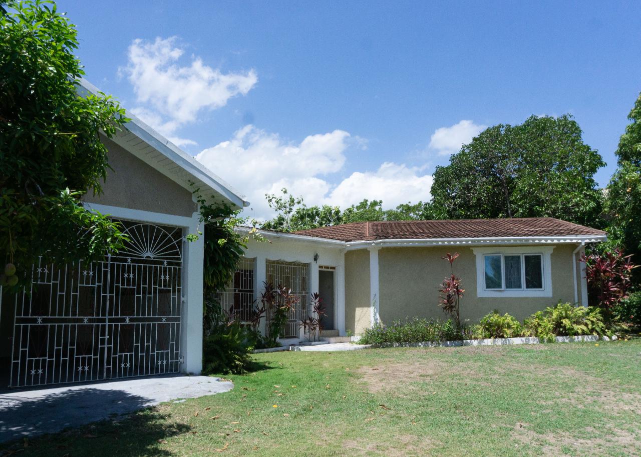 House for Sale   Tower Isle