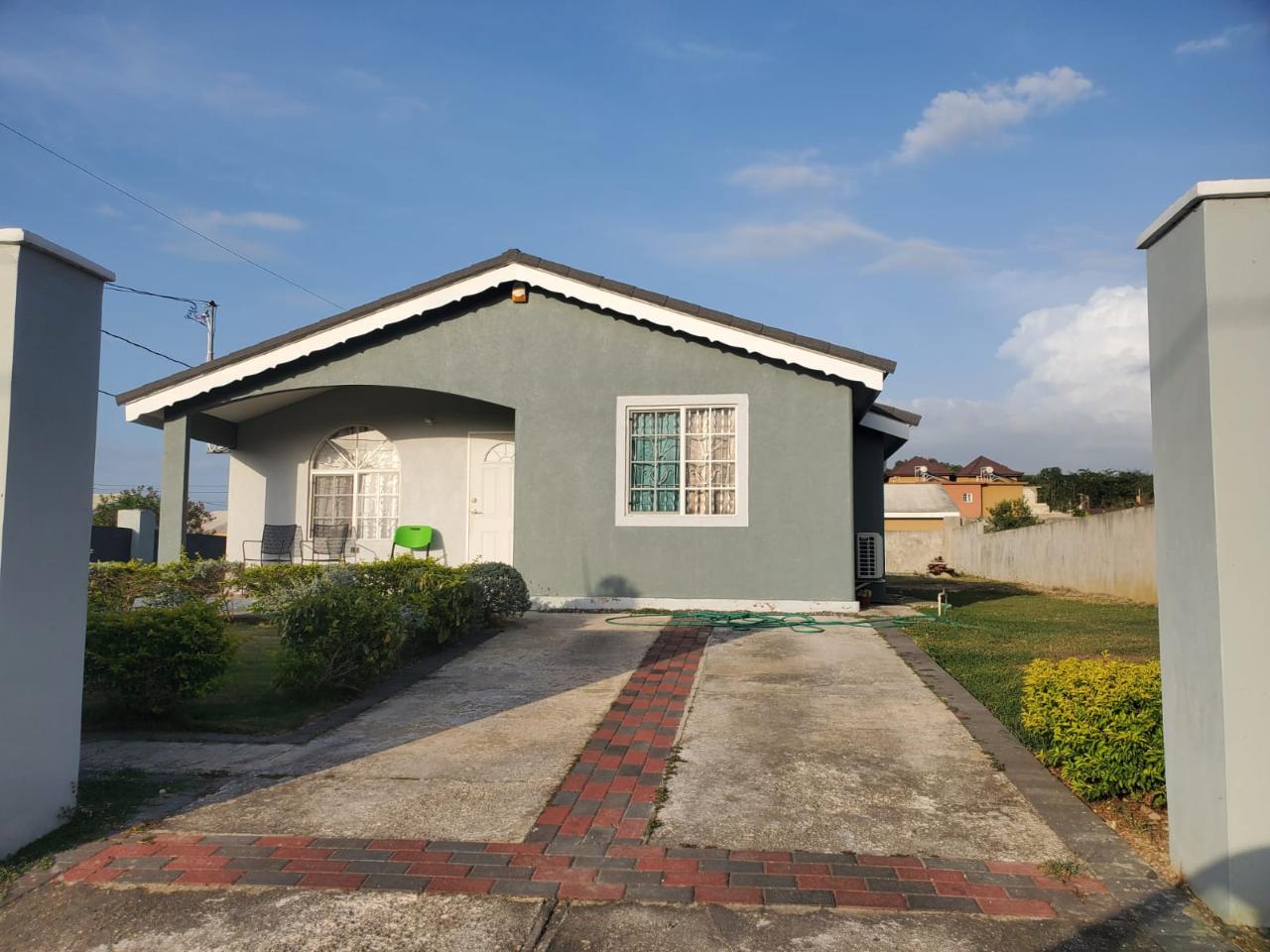 House for Sale   Montego Bay