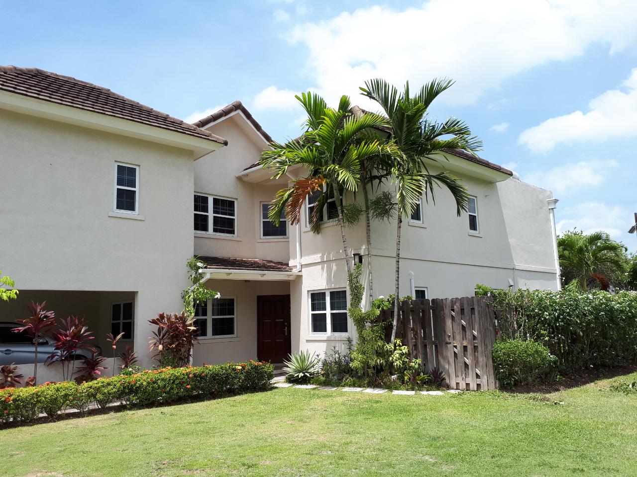 Townhouse for Rent   Kingston 6
