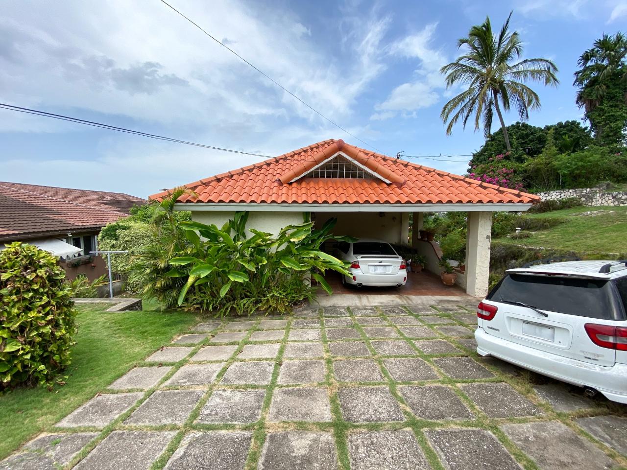 House for Sale   Kingston 8