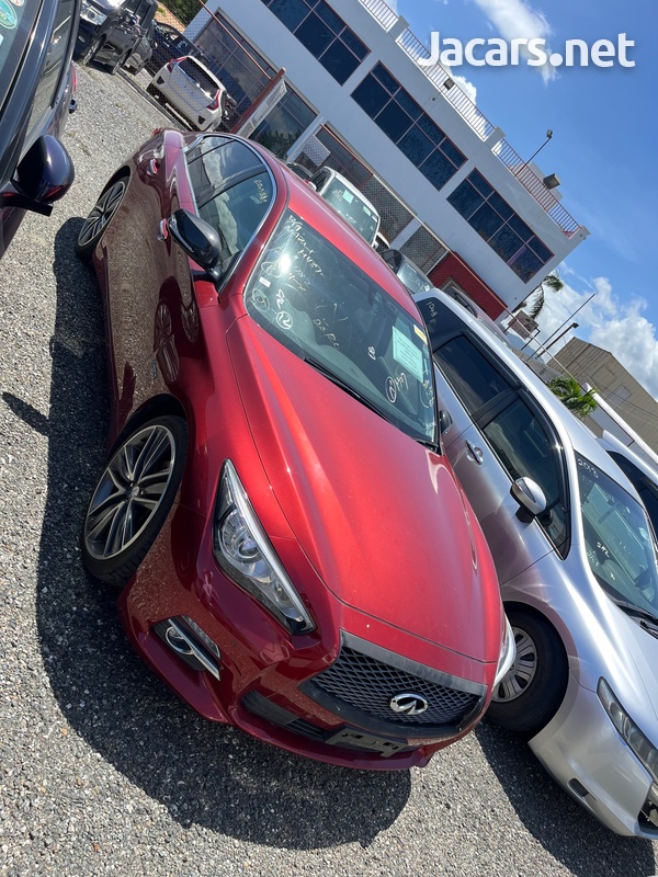 Nissan Skyline 3,5L 2014