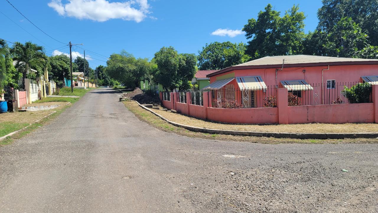 House for Sale   May Pen