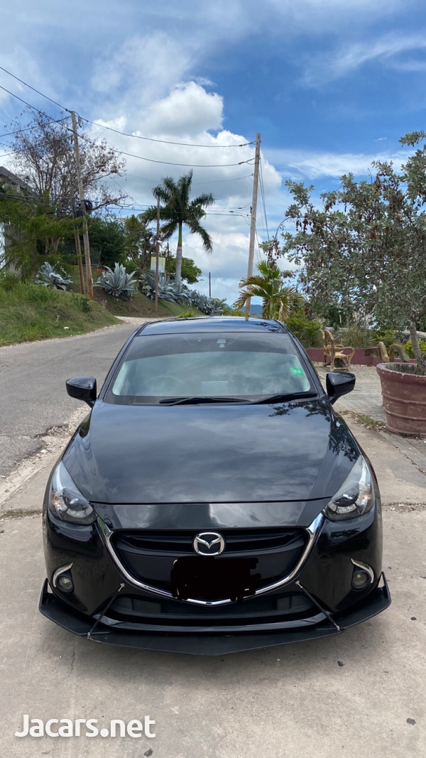 Mazda Demio 1,3L 2014