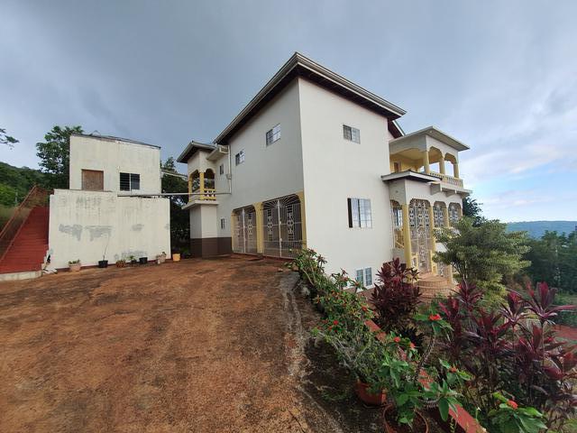 House for Sale   Top Hill