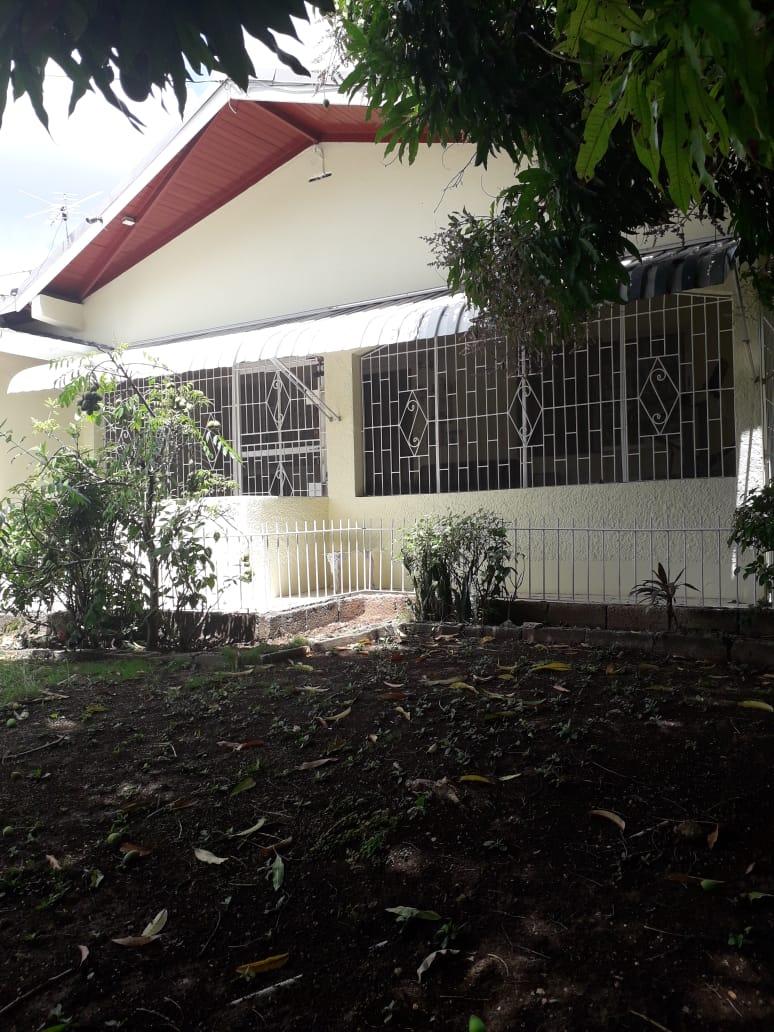 House for Sale   May Pen