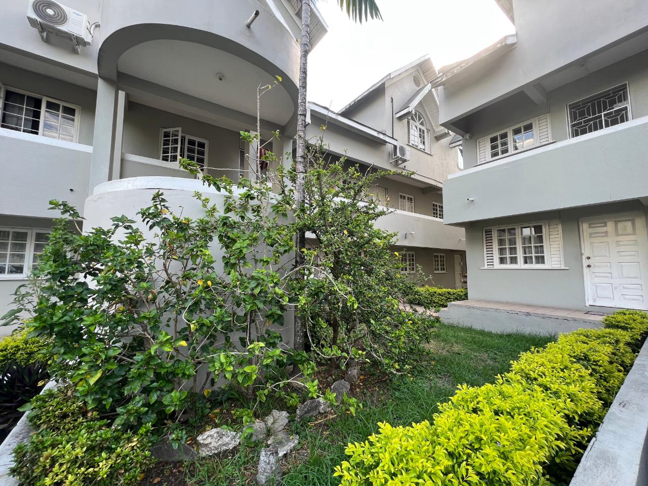 Apartment for Sale   Kingston 8