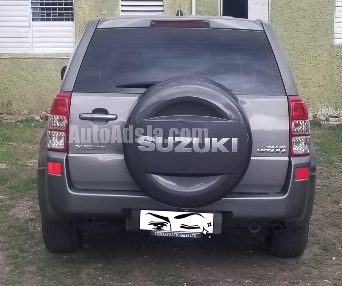 2010 Suzuki Grand vitara