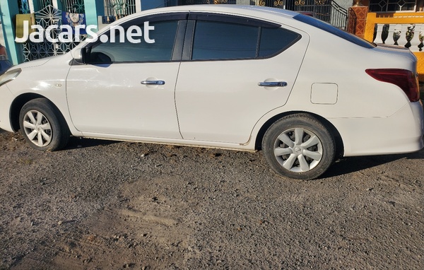 Nissan Latio 1,2L 2015