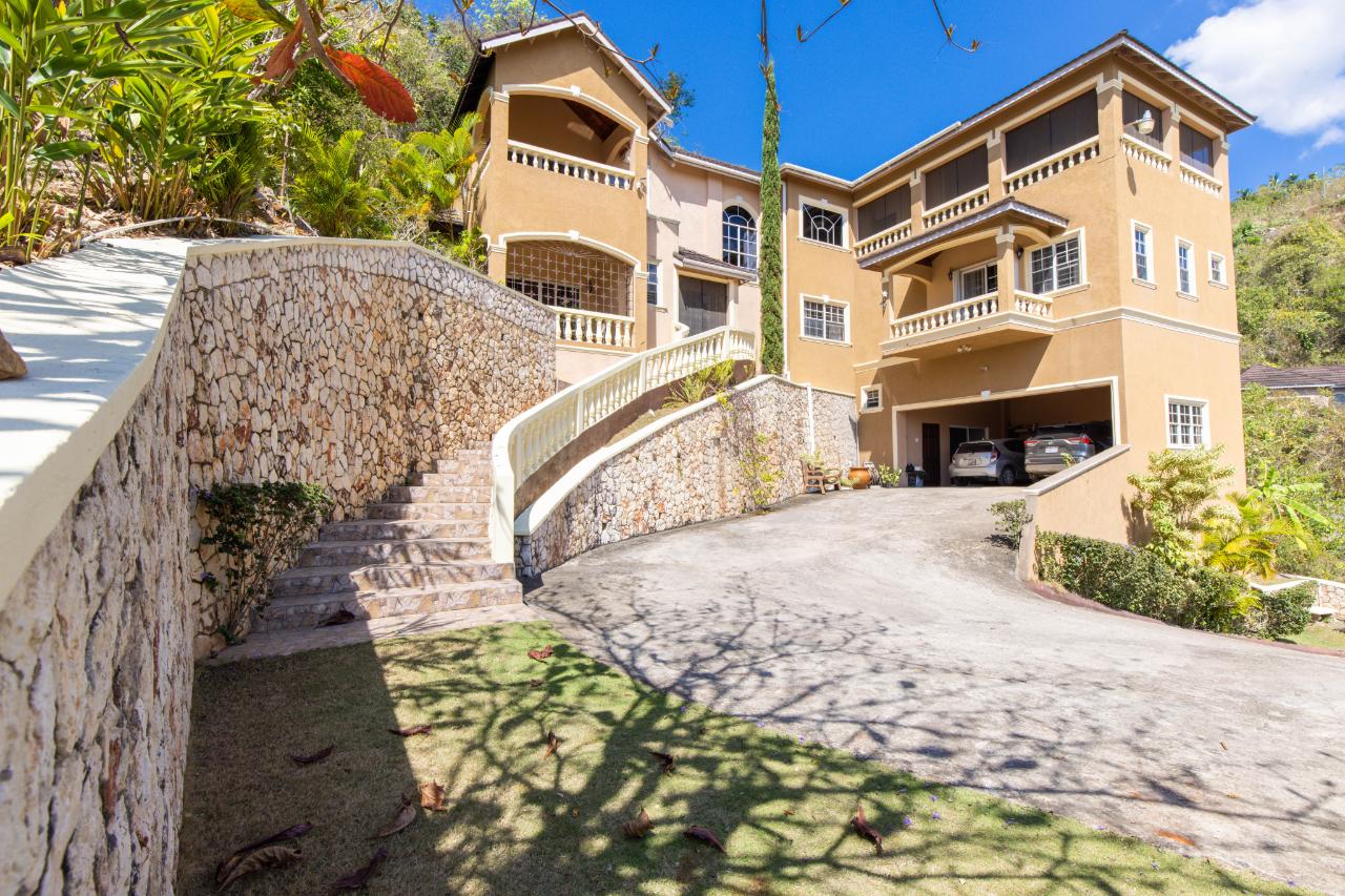 House for Sale   Red Hills