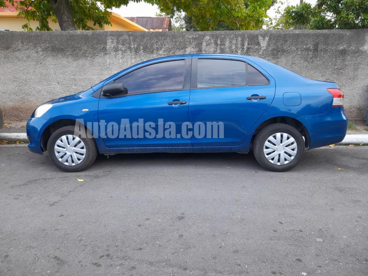 2012 Toyota Yaris