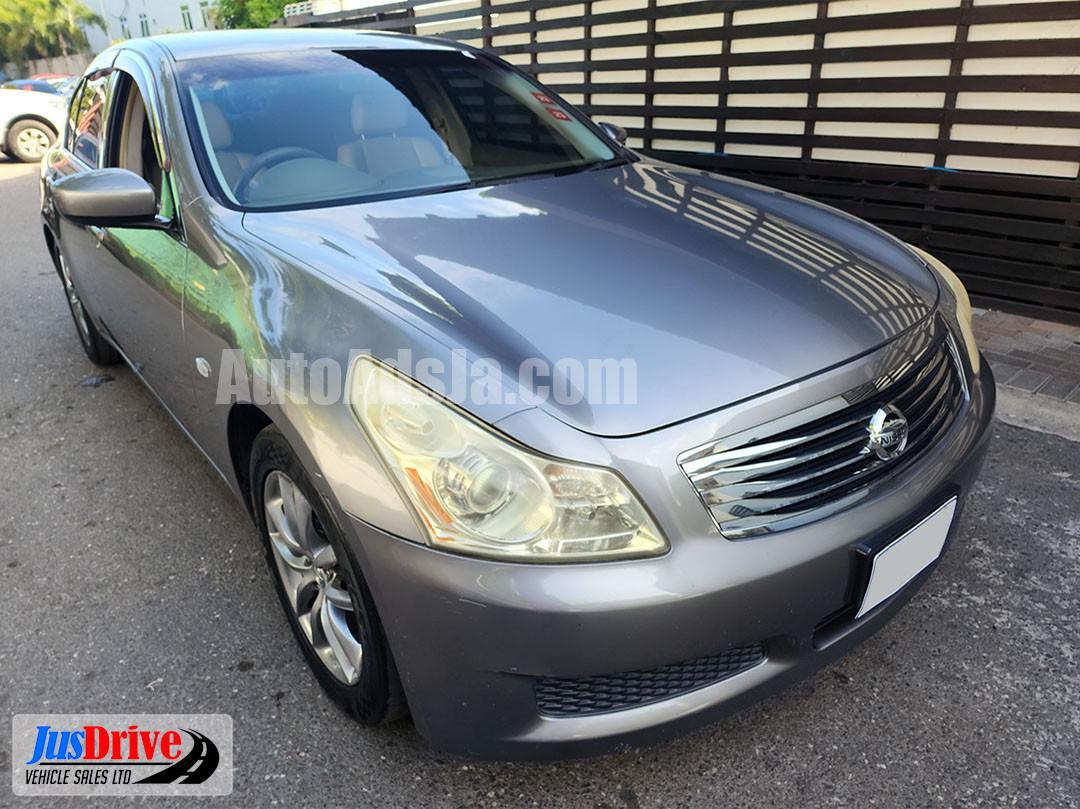 2009 Nissan Skyline