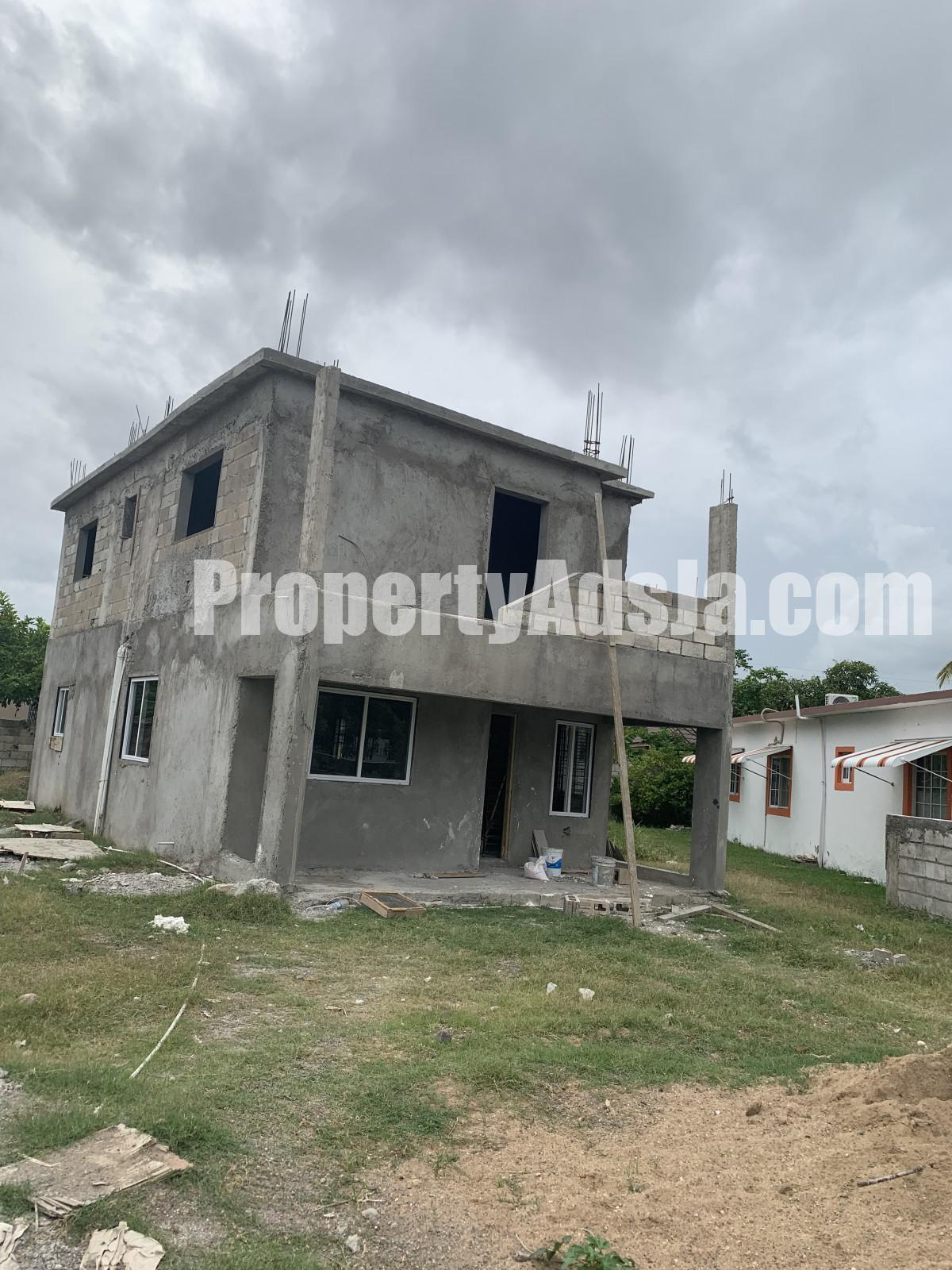 2 bed Townhouse For Sale in Willowdene Est, St. Catherine, Jamaica