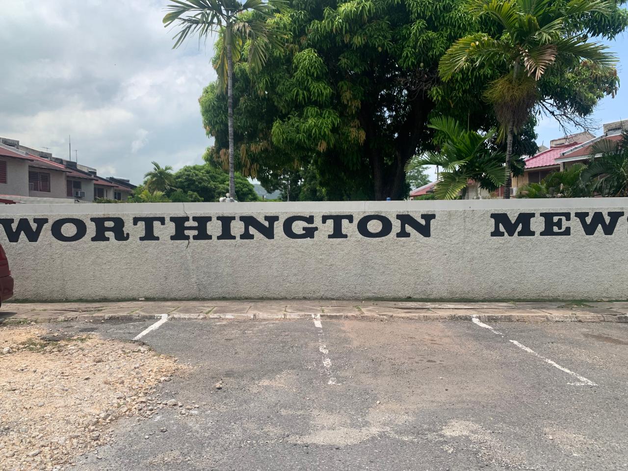 Townhouse for Rent   NEW KINGSTON